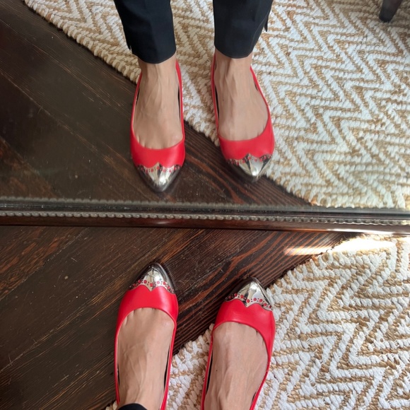 Deena & Ozzy pointy toe flats - Picture 5 of 6